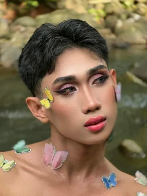 Thai ladyboys for dating / Ladyboys from Philippines for dating