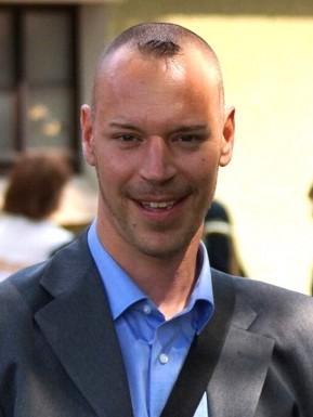 French men looking for love