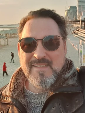 Foreign men for dating