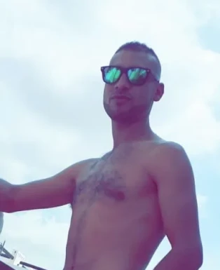 Spanish men looking for love